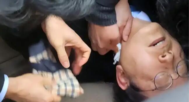 李在明遇襲現(xiàn)場(chǎng)曝光